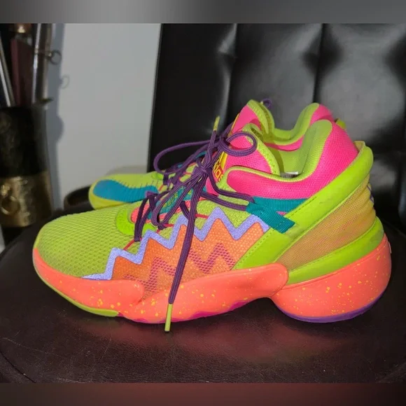 adidas D.O.N. Issue #2 'Prove Em Wrong/Let Em Hate men’s size 7 women’s 8.5 - Picture 2 of 14